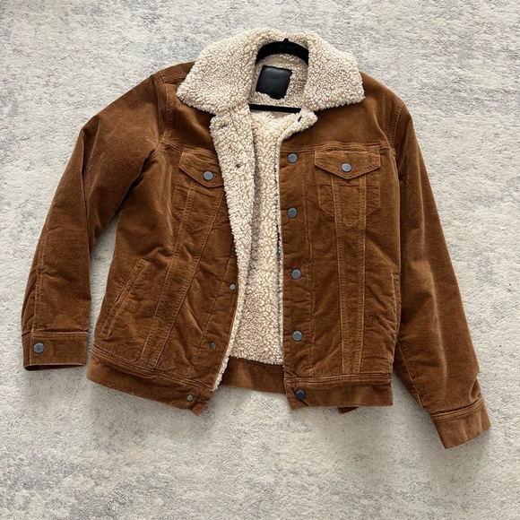 BlankNYC Men’s Brown Corduroy Jacket with Sherpa Lining (Size Small). - Picture 3 of 5